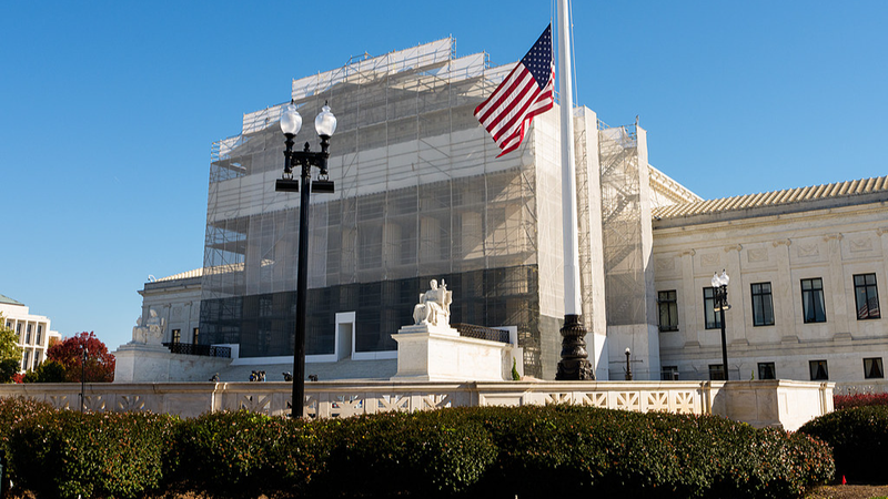 DCMUK8NAW4TVLFDR3LMO - 🌍NewspaperAmigo – Your Global News Buddy 🗞️ U.S. Supreme Court Questions Trump’s Global Tariffs 🌍⚖️