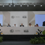 E7J5PSRHYX3MR4DMGPOH - 🌍NewspaperAmigo – Your Global News Buddy 🗞️ COP30 Wraps in Brazil with Bold Global Climate Pact 🌍✊