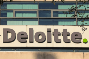 U.S. Tariffs Push German Firms to Shift Production Abroad 🌍⚙️