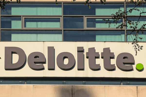 U.S. Tariffs Push German Firms to Shift Production Abroad 🌍⚙️