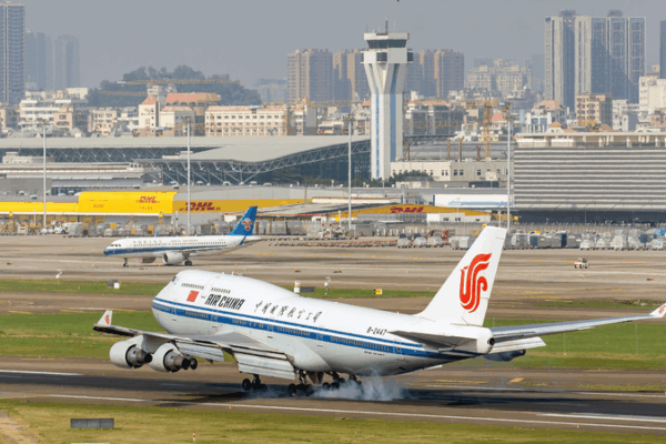 ✈️ Chinese Airlines Offer Free Japan Flight Changes Amid Travel Advisory