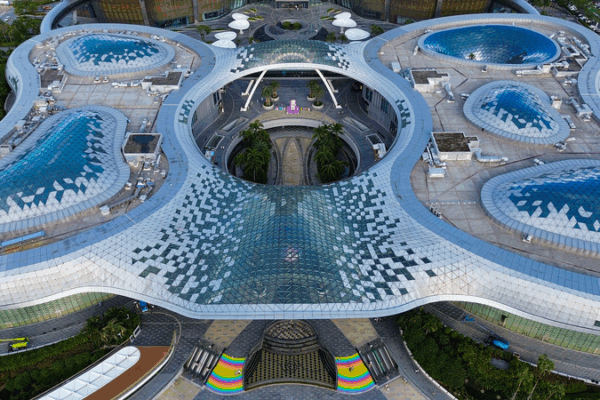 Hainan_s_Customs_Closure_Sparks_New_Economic_Synergy_in_2025