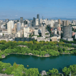 K9NIM5R6LFWNTJ6DTTQK - 🌍NewspaperAmigo – Your Global News Buddy 🗞️ China Leads Climate Charge at COP30 🌱📉