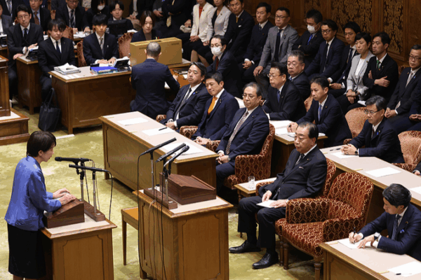 Japan Protests Erupt Over PM's Taiwan Remarks 🇯🇵✊