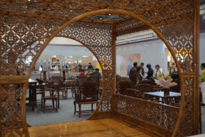 Hainan's Rare Wood Trade Fair Wows Global Audience 🌳✨