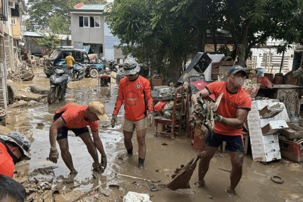 Typhoon Kalmaegi’s Fury: Climate Crisis Amplifies Southeast Asia Storms 🌪️🔥