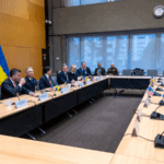 Trump Envoy Heads to Moscow as Ukraine Nears Peace Deal ✌️🌍