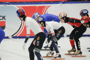 🇨🇳 China Dominates 5000m Relay at Short Track World Tour!