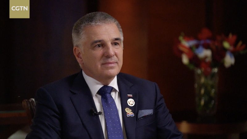 Slovenia_Boosts_China_Ties_at_CIIE_2025_with_Record_Delegation video poster