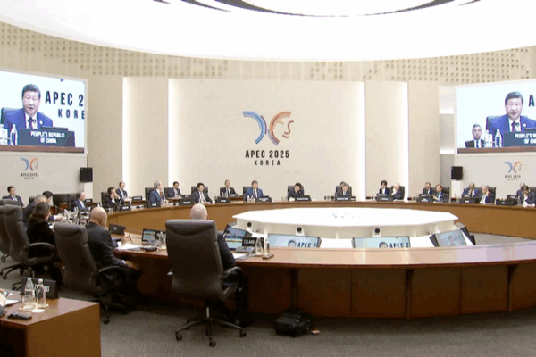 Xi Champions Global Cooperation at APEC Summit 🌏✨ video poster