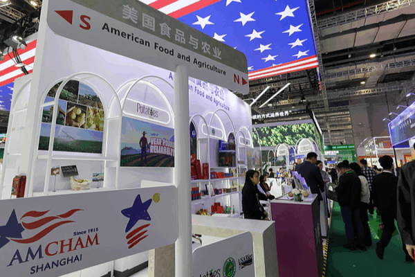 U.S. Firms Bet Big on China at Shanghai Expo 🌏💼