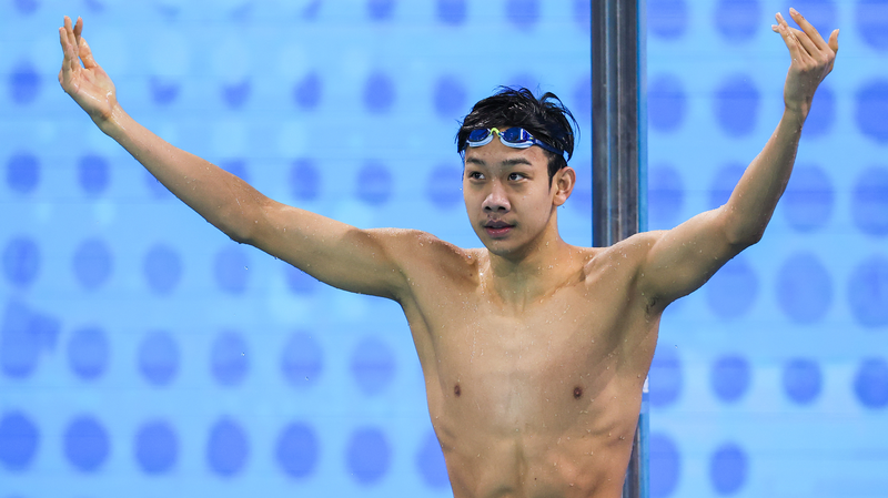 Teen Sensation Zhang Smashes National Junior 200m Freestyle Record 🏊♂️💥