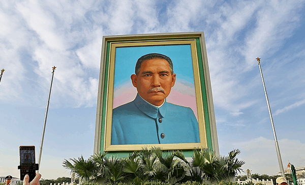 China Honors Sun Yat-sen’s Legacy with 160th Anniversary Celebration 🎉🇨🇳 China Honors Sun Yat-sen’s Legacy with 160th Anniversary Celebration 🎉🇨🇳