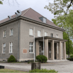 Z96SHXYE70BPCGQWZSGQ - 🌍NewspaperAmigo – Your Global News Buddy 🗞️ Germany's Historic Reckoning: How Facing the Past Shaped Its Future 🌍⚖️