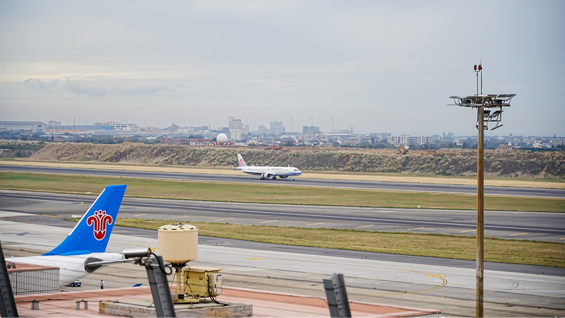 U.S. Arms Sale to Taiwan Sparks Tensions: China Conducts Drills 🚨