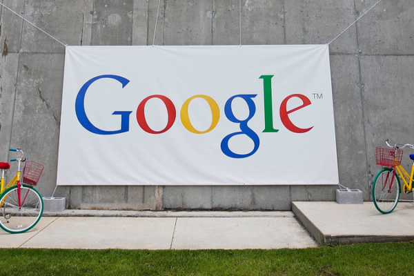 Google’s Real-Time Headphone Translation Beta Drops 🌐🎧