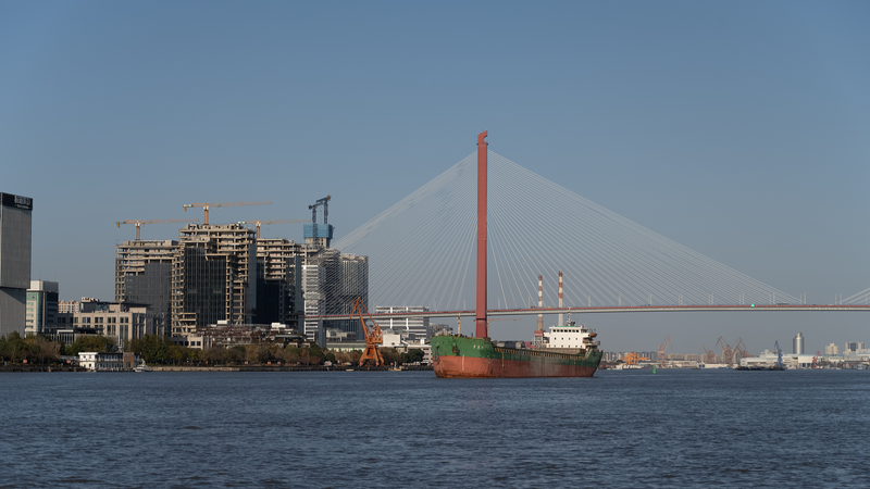 China's Economy Powers Global Growth, Poll Reveals 🌏📈