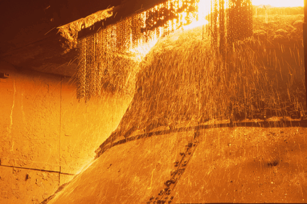 Canadian Steel Giant Cuts 1,000 Jobs Amid U.S. Tariff Crunch 🏭💼