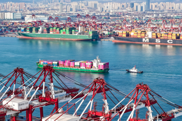 China Hits Record $1 Trillion Trade Surplus in 2025 🌏📈