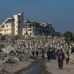 8DFVBO0SPEF9G77DE1QW - 🌍NewspaperAmigo – Your Global News Buddy 🗞️ U.S. Pushes Gaza Peace Phase 2 as Hamas Considers Disarmament ✌️🌍