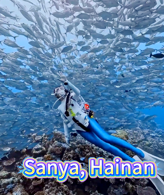 Dive into Sanya’s Underwater Wonderland 🌊🐠 video poster