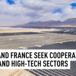 BVLFSW2ZCKF0HL832I35 - 🌍NewspaperAmigo – Your Global News Buddy 🗞️ Macron's China Visit Fuels Green Tech Partnership 🌱⚡ video poster