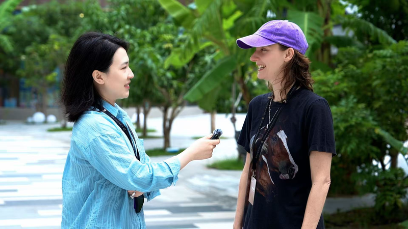 BY2INWI427KXBT40TQ7X - 🌍NewspaperAmigo – Your Global News Buddy 🗞️ Belgian Director Praises China's Film Diversity at HIIFF 2025 🌟🎬 video poster