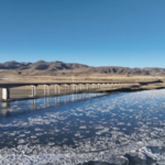 FMBR3AQVUBPNXQINOXIL - 🌍NewspaperAmigo – Your Global News Buddy 🗞️ Yellow River Transforms into Winter Wonderland with Floating Ice 🌊❄️ video poster