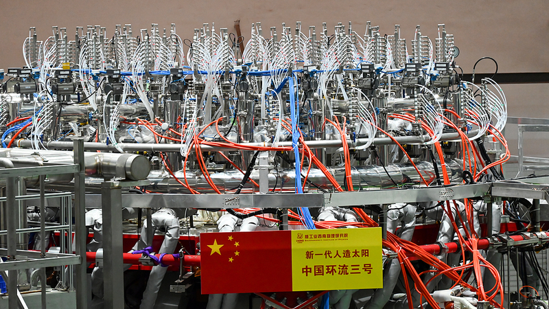 China’s ‘Artificial Sun’ Heats Up Fusion Energy Race 🌞⚡