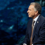 FT29C2P389GYD5GQRFW0 - 🌍NewspaperAmigo – Your Global News Buddy 🗞️ U.S. & Ukraine Envoys Make Progress in Miami Talks 🌍🤝