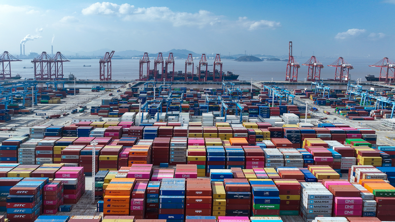 HZY4ZRDWLX55CW77YKNC - 🌍NewspaperAmigo – Your Global News Buddy 🗞️ China’s $1 Trillion Trade Surplus: Global Shift, Not Strategy 🌏📈