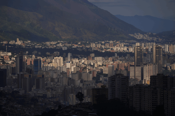 Trump-Maduro Call Sparks Tensions Amid U.S. Military Buildup 🌎⚡