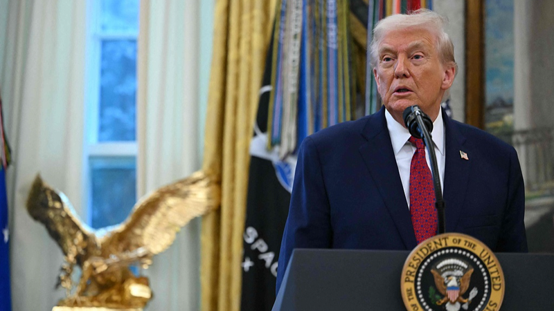 Trump Orders Naval Blockade on Venezuela Oil Tankers ⚓🔥