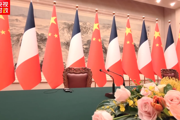 Xi and Macron Boost Sino-French Ties with New Deals 🇨🇳🤝🇫🇷