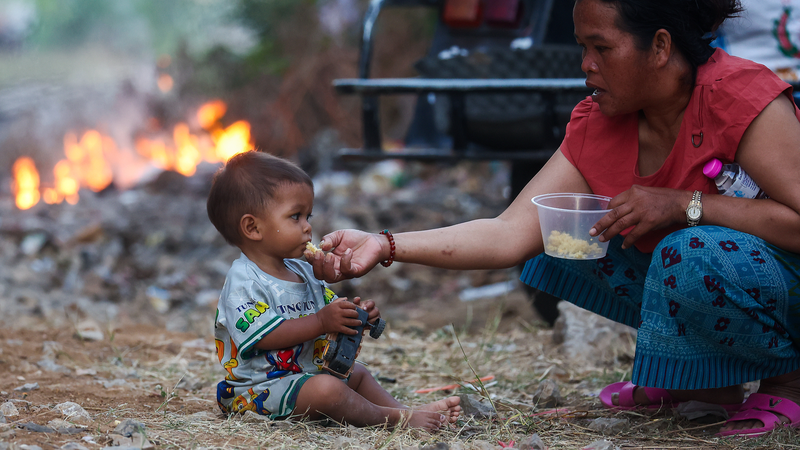 China Mediates Cambodia-Thailand Border Tensions 🌏✌️