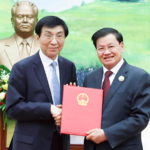 TGED5I0S9NXSV4X34QPI - 🌍NewspaperAmigo – Your Global News Buddy 🗞️ China, Laos Strengthen Ties in High-Level Visit 🌏✨