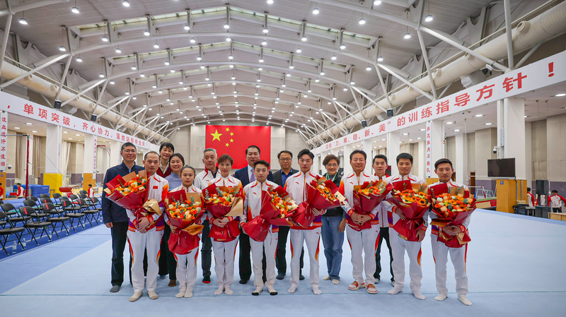 China Celebrates Gymnastics World Champions in Beijing 🏅