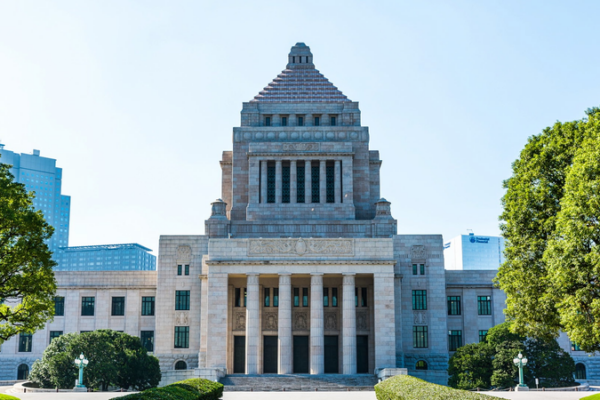 Japan PM Takaichi Faces Backlash Over Taiwan Remarks 🌏⚖️