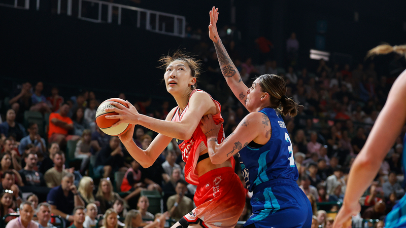XFFN6XX5ZU4EF4BJRVWX - 🌍NewspaperAmigo – Your Global News Buddy 🗞️ Han Xu Shines in Perth Lynx Home Debut with 19-Point Game 🏀🔥