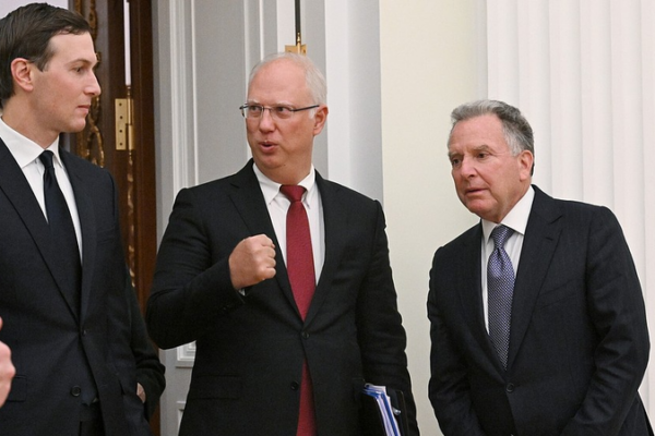 Ukraine Peace Talks at Crossroads After U.S.-Russia Meetings 🕊️