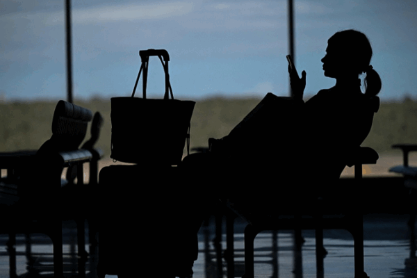 Venezuela Airspace Closure Sparks Global Flight Chaos 🌍✈️ video poster