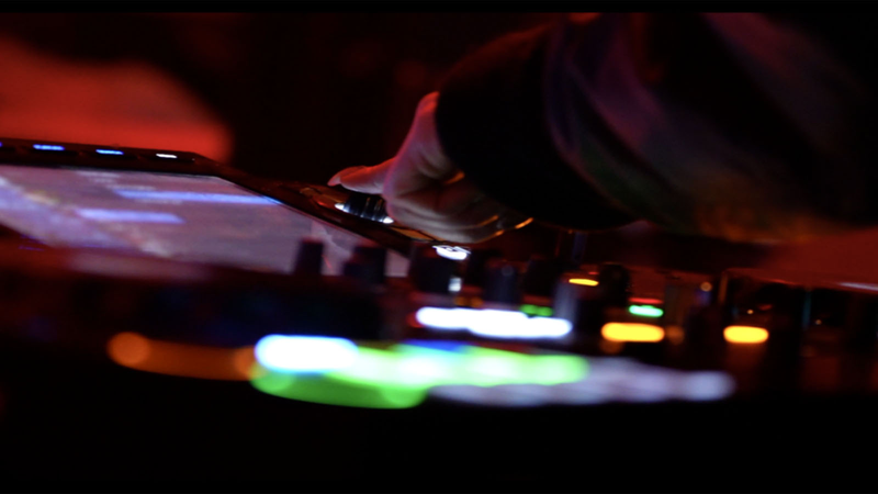 ZFXWQNZXD2SF9F9FQRNT - 🌍NewspaperAmigo – Your Global News Buddy 🗞️ Techno Worlds Hits Beijing: A Global Beat Unites Cultures 🎶 video poster