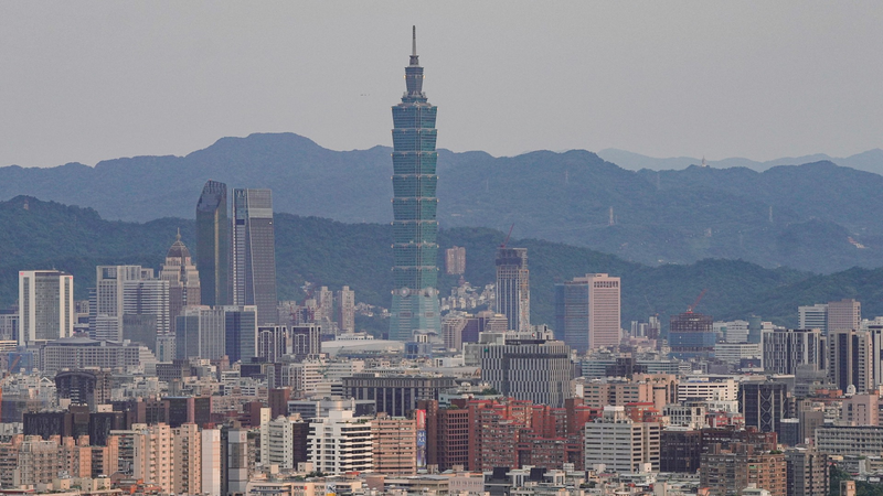 ZN0SYTH863TD8DJM8A60 - 🌍NewspaperAmigo – Your Global News Buddy 🗞️ U.S. Arms Sales to Taiwan Spark Tensions: A Drain on the Island's Future 🚨💸