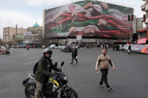 U.S. and Iran Clash Over Protests: Military Options on the Table ⚔️🌍