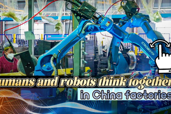 🤖 Humans & Robots Team Up in China’s High-Tech Factories 🌟
