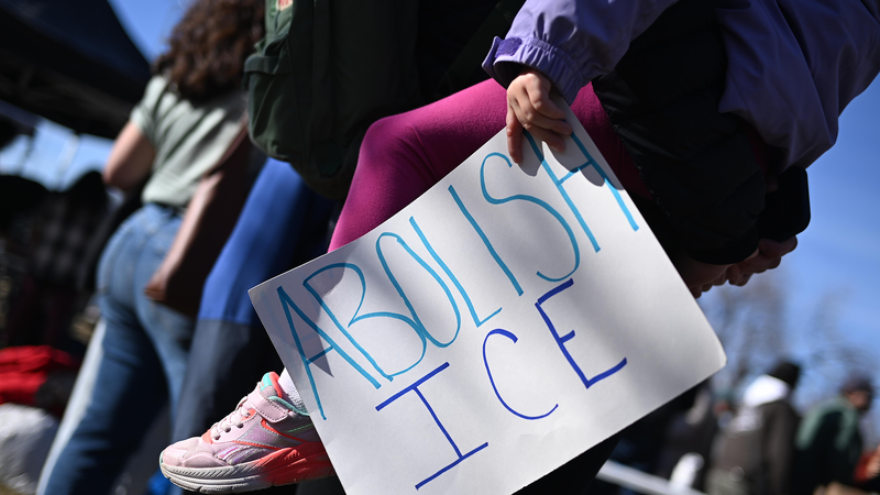 U.S. Federal-State Tensions Soar as ICE Violence Sparks Outrage 🌪️👮♂️