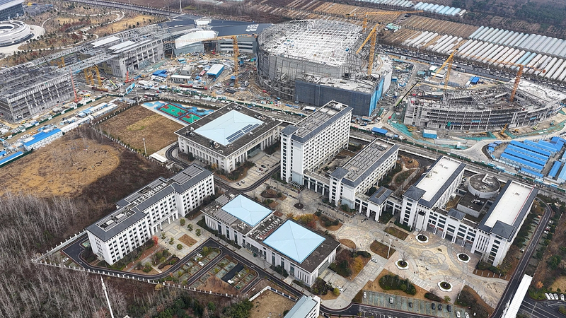 3JKLUWXPY28K40YLUY0S - 🌍NewspaperAmigo – Your Global News Buddy 🗞️ China's 'Artificial Sun' Shatters Fusion Plasma Limits in 2026 Breakthrough ☀️