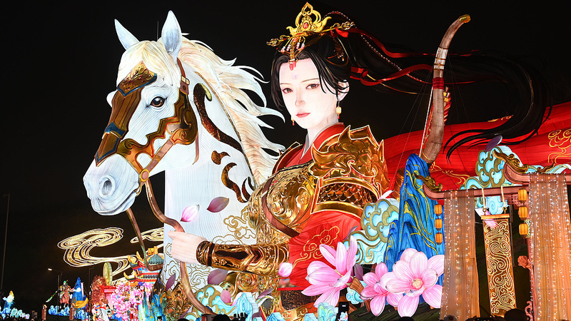 Zigong Dazzles at 32nd International Dinosaur Lantern Festival 🌟🦕