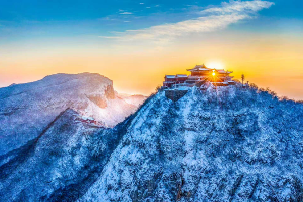 Yuntai Mountain Transforms into Winter Fairyland 🌨️✨ video poster