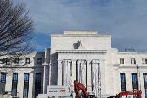 US Markets Shaken as Fed Independence Concerns Spark Investor Fears 📉